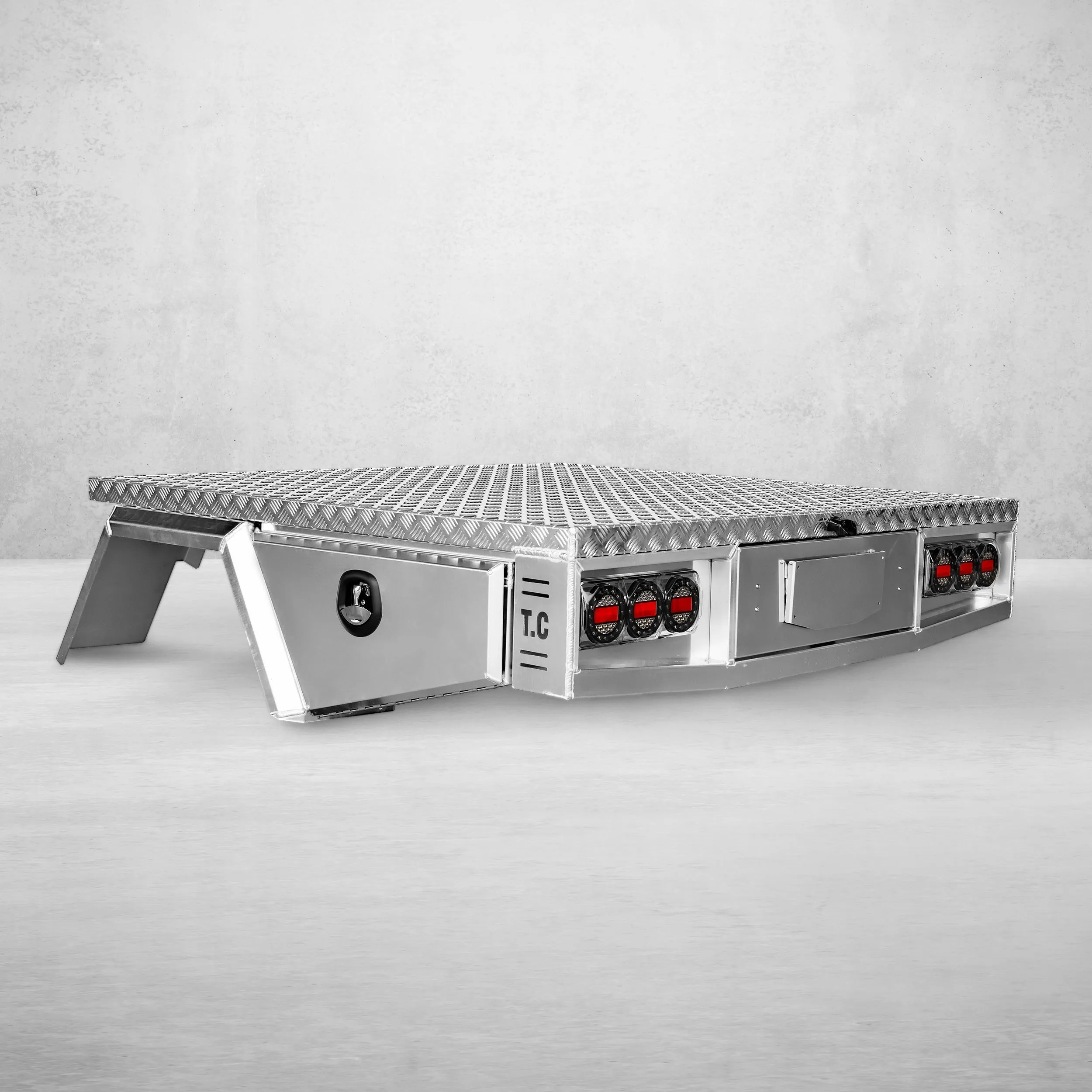 Aluminium Tray 2100mm No Headboard - Alloy