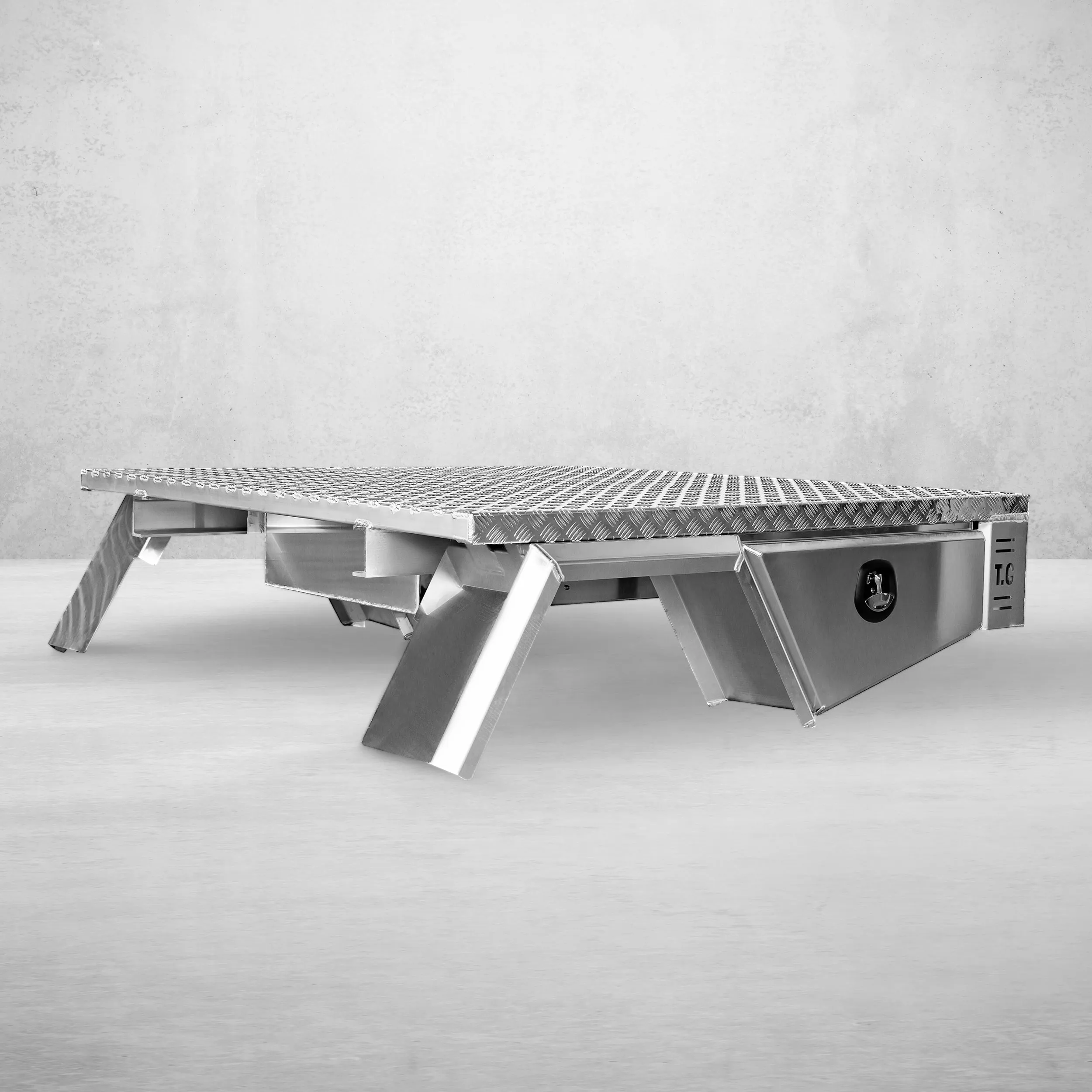 Aluminium Tray 2100mm No Headboard - Alloy