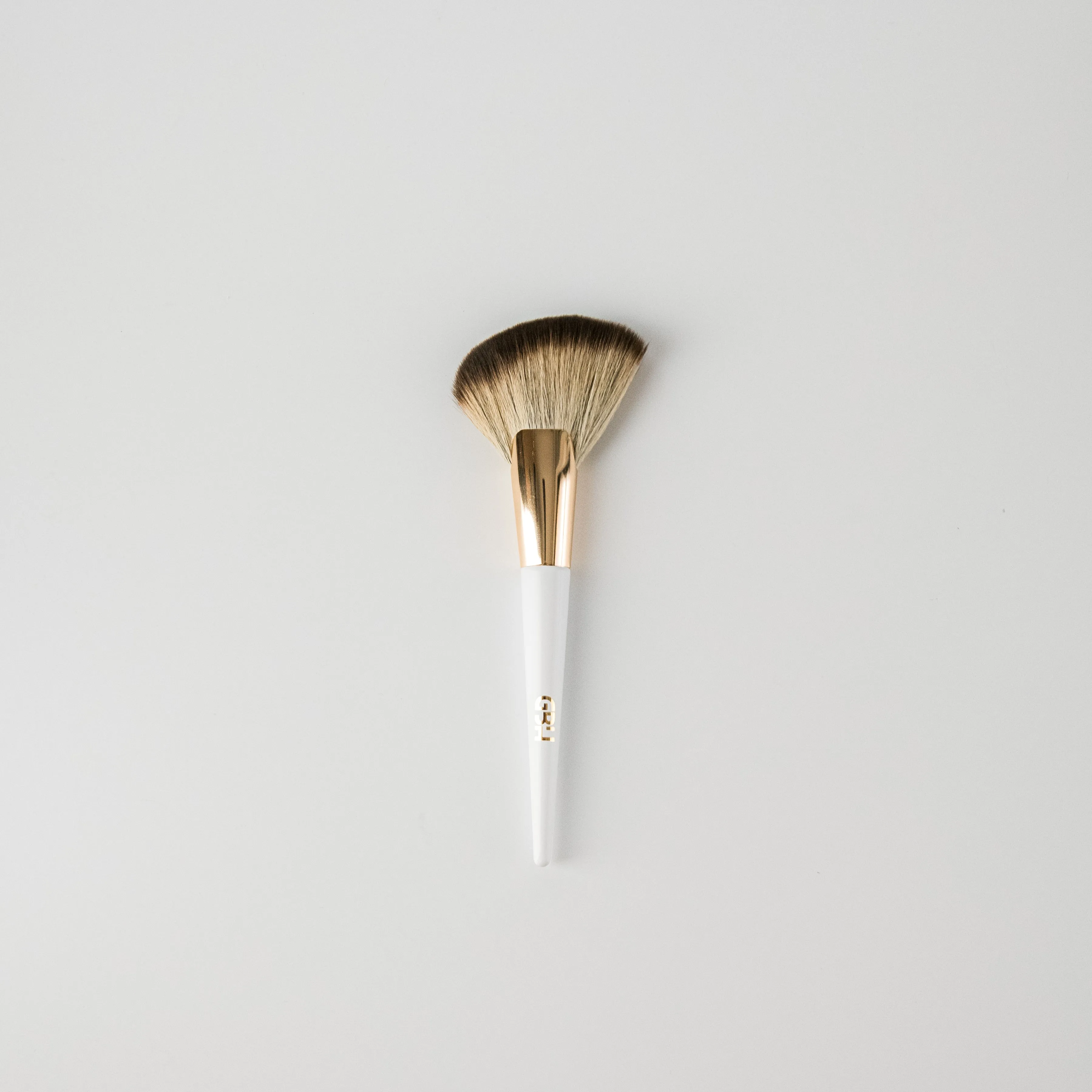 Angle Bronzer Brush (F9)