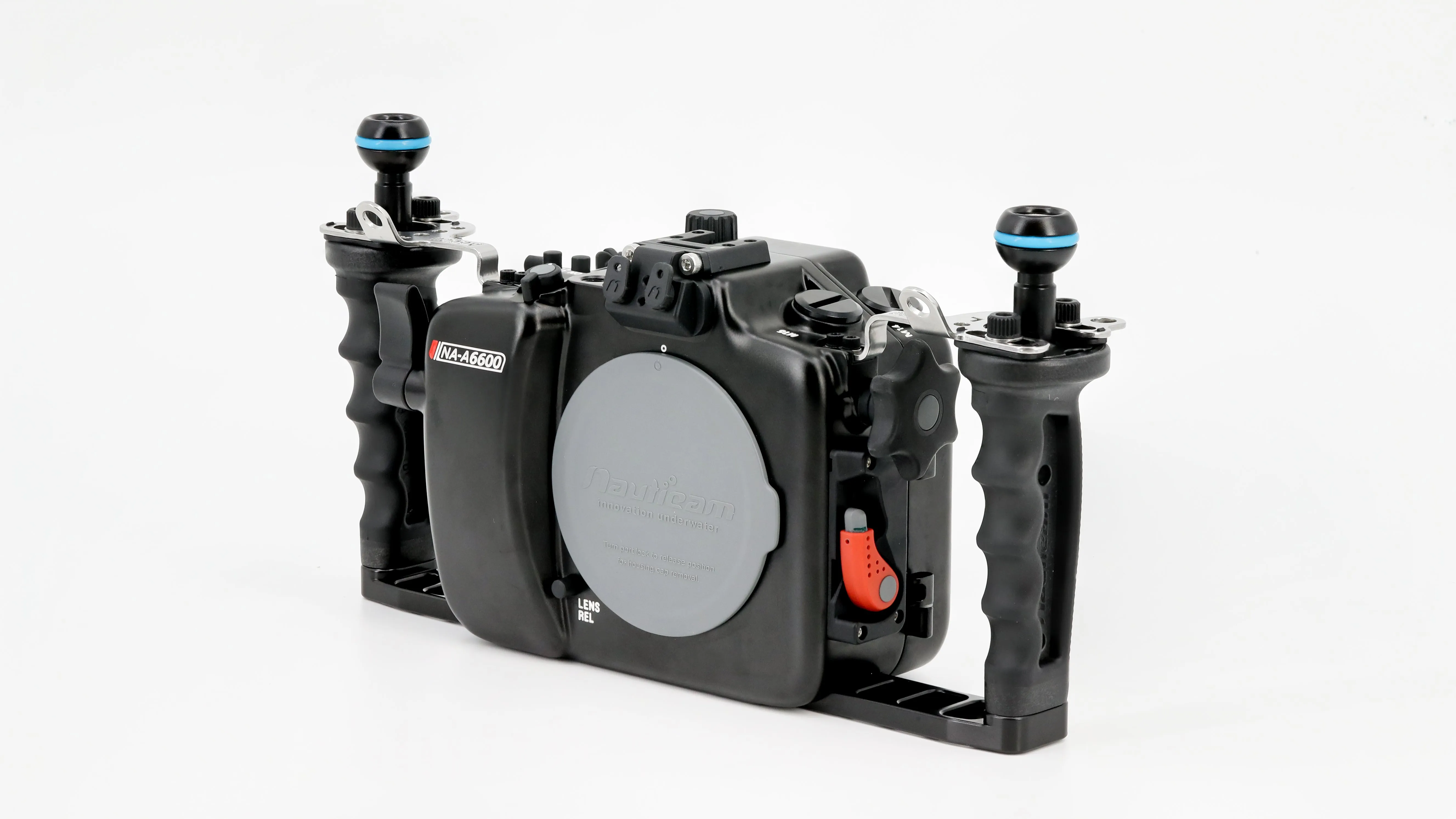 CP.5057 Nauticam NA-A6600 Underwater Housing for Sony A6600 Camera