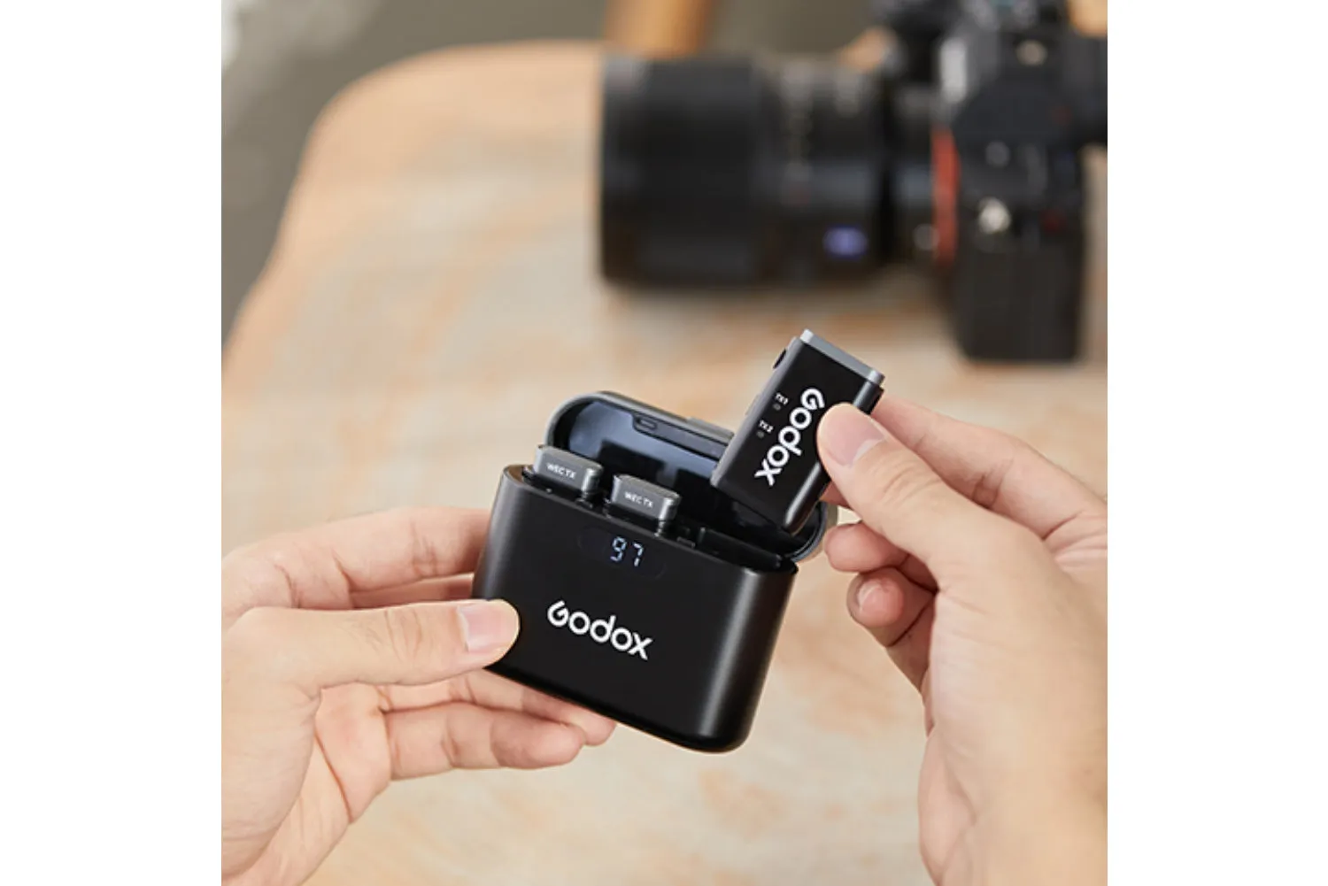 Godox WEC Wireless Microphone System for Cameras and Mobile Devices (2.4 GHz)