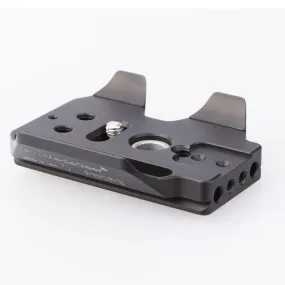 PBCR3 Canon R3 Body Arca-Swiss type Plate For Flash Brackets, L-Brackets, Handles, Straps