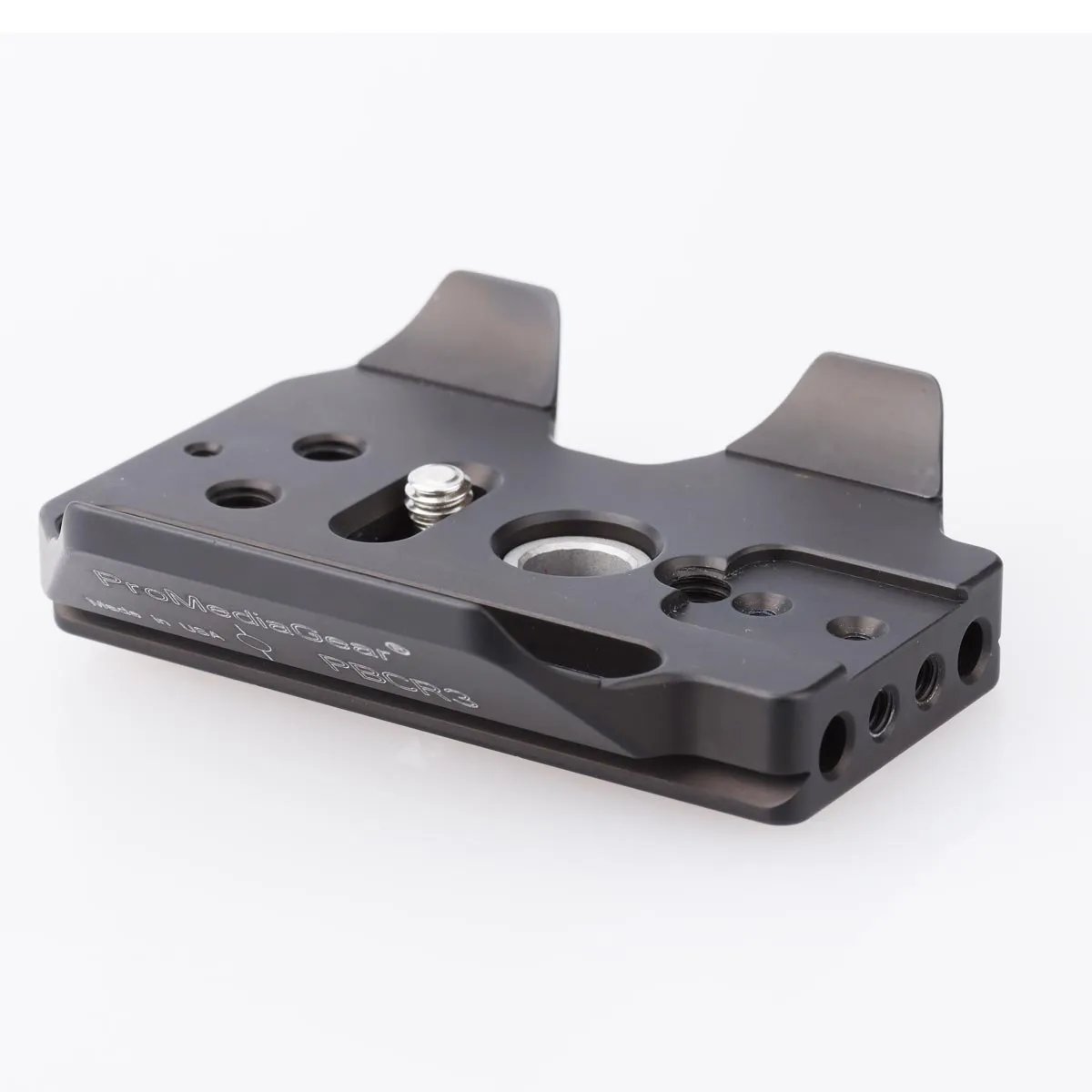 PBCR3 Canon R3 Body Arca-Swiss type Plate For Flash Brackets, L-Brackets, Handles, Straps