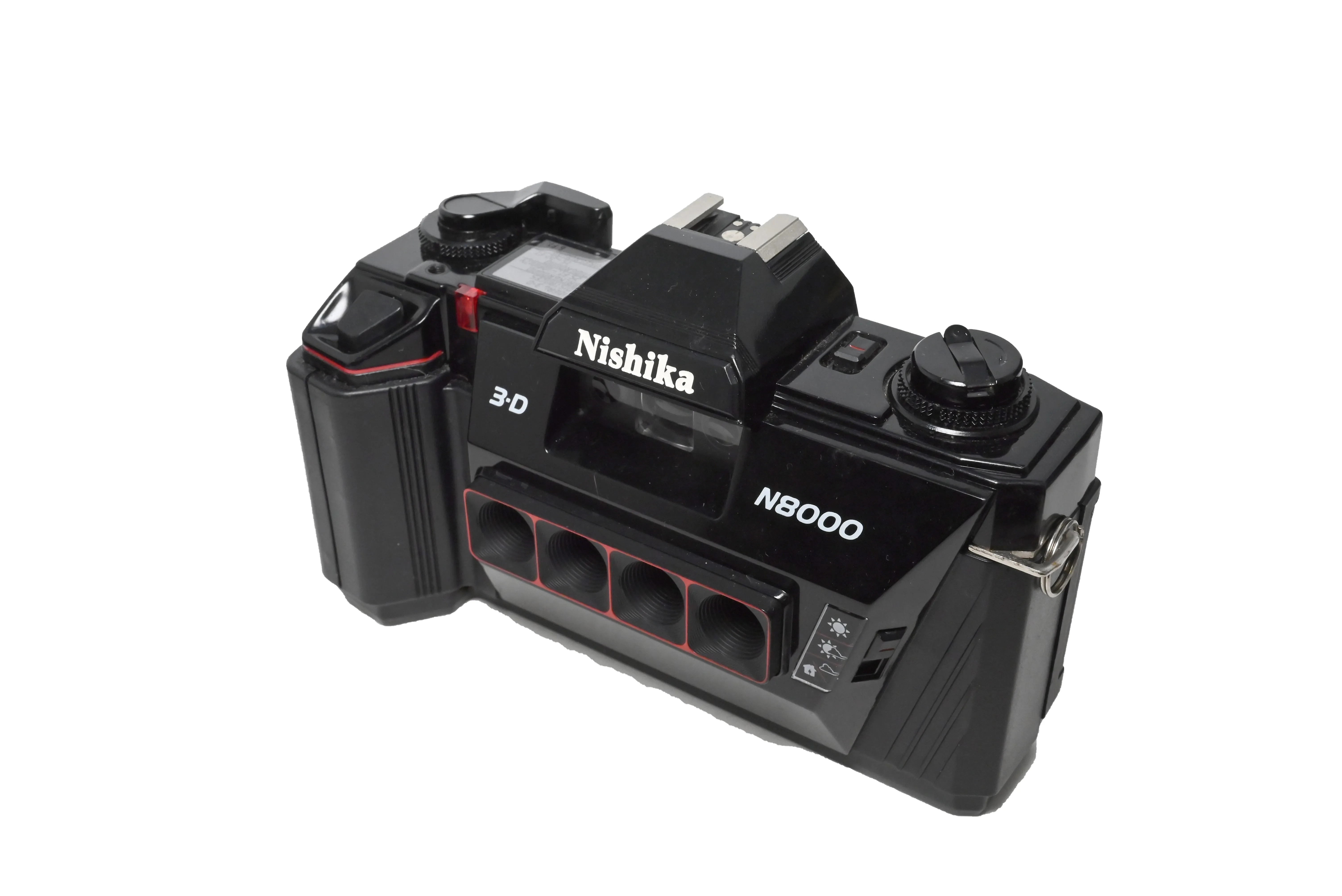 USED Nishika 3D N8000