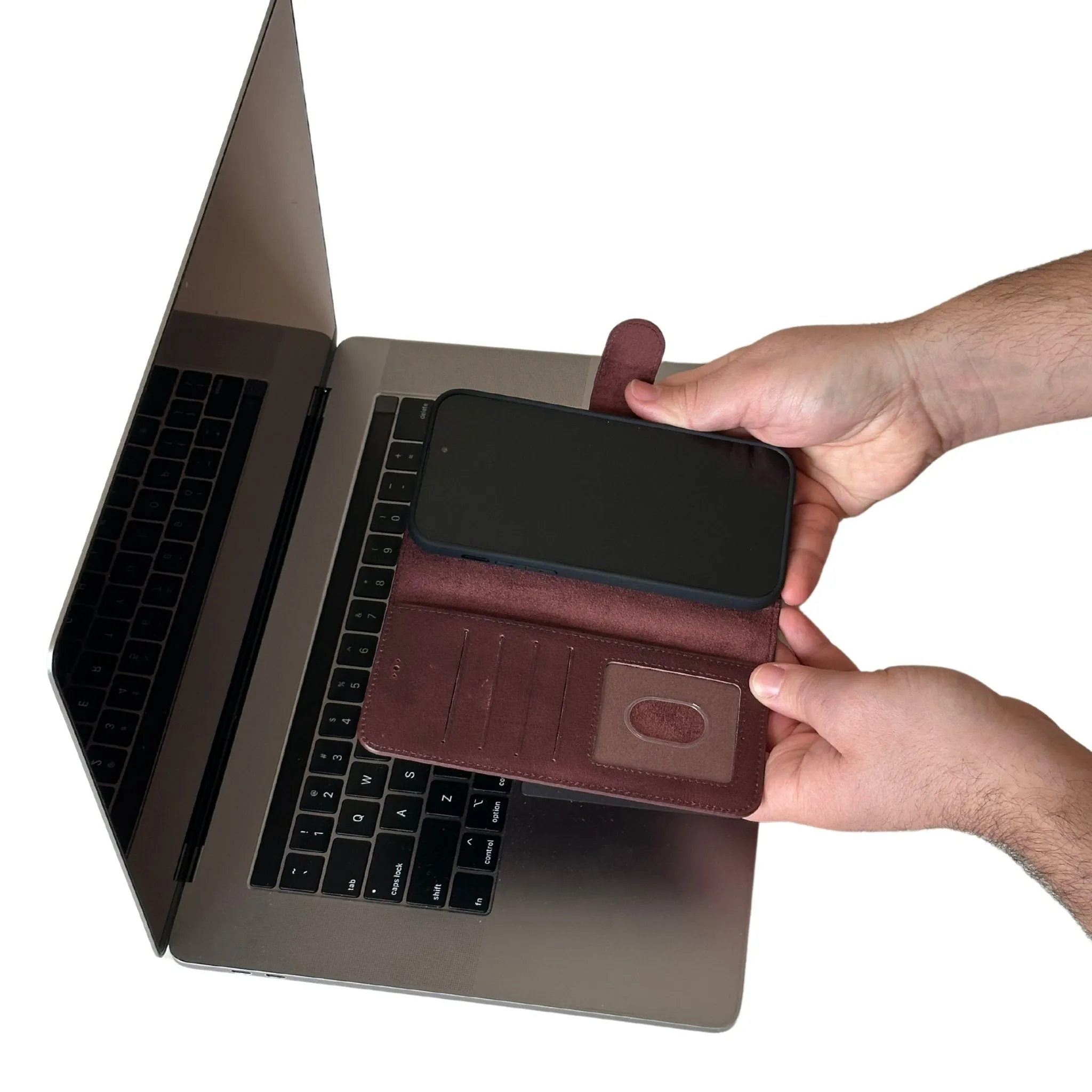 Vegas iPhone 15 Pro Wallet Case | MagSafe