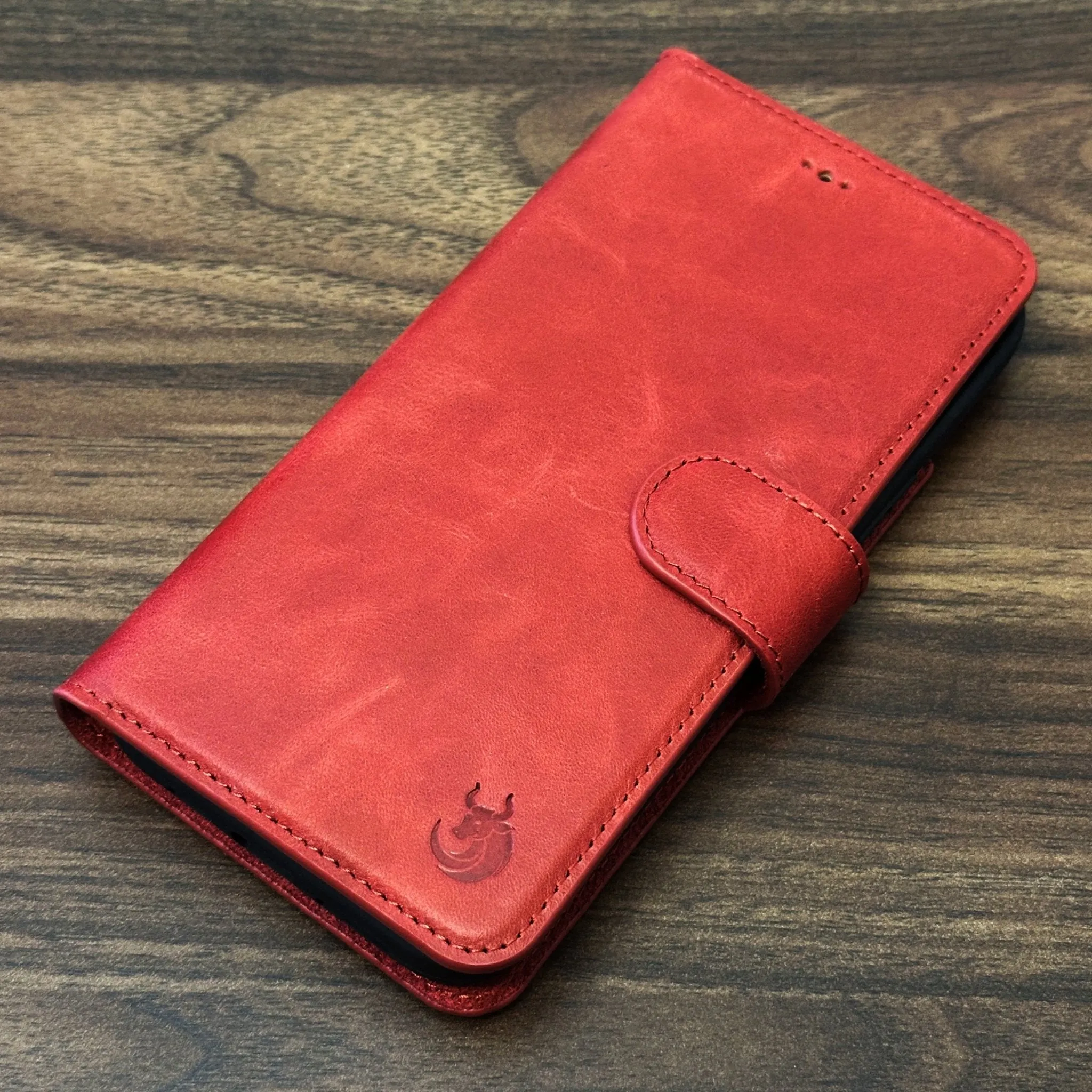 Vegas iPhone 15 Pro Wallet Case | MagSafe
