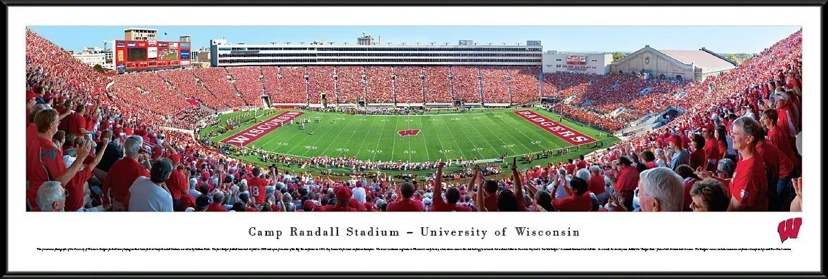 Wisconsin Football - "50 Yard Line" Panorama Framed Print